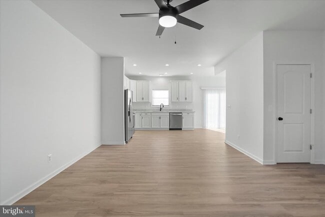 Building Photo - 118 Windsor Knit Rd