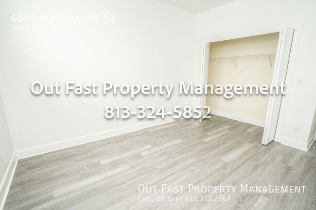 Building Photo - 4859 W Prescott St