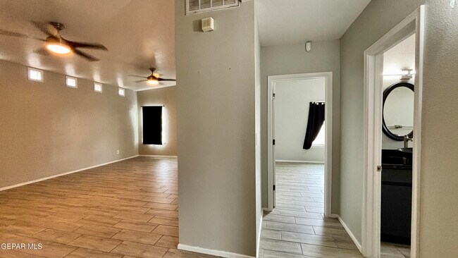Building Photo - 633 Pete Payan Dr