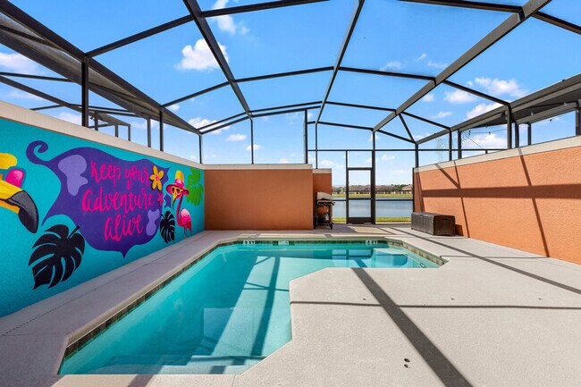 Building Photo - 8928 Cuban Palm Rd