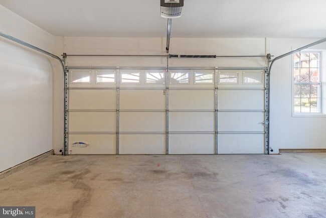 Building Photo - 23409 Berkeley Meadows Dr