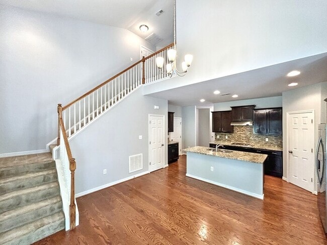 Building Photo - 600 Haven Mews Cir