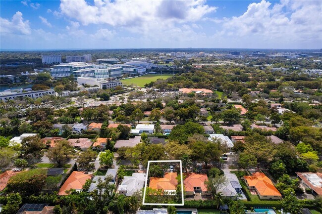 Building Photo - 1449 Baracoa Ave