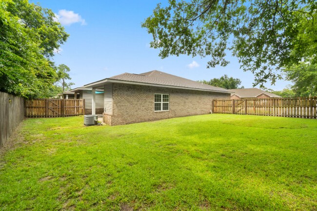 Building Photo - 8459 Crissy Ln