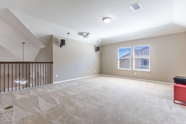 Building Photo - 27527 Paseo Mesa