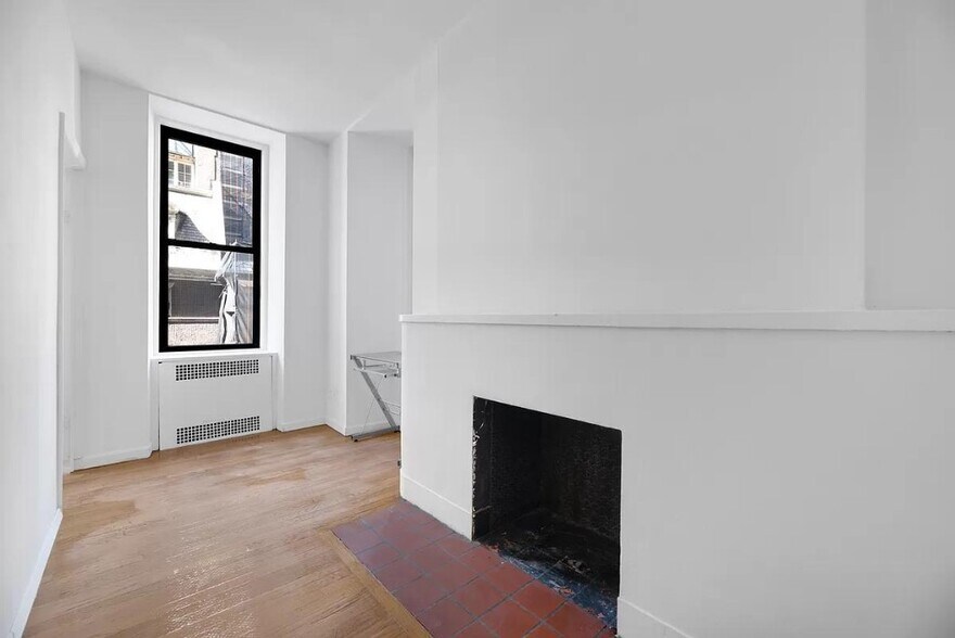 Building Photo - 121 Madison Ave