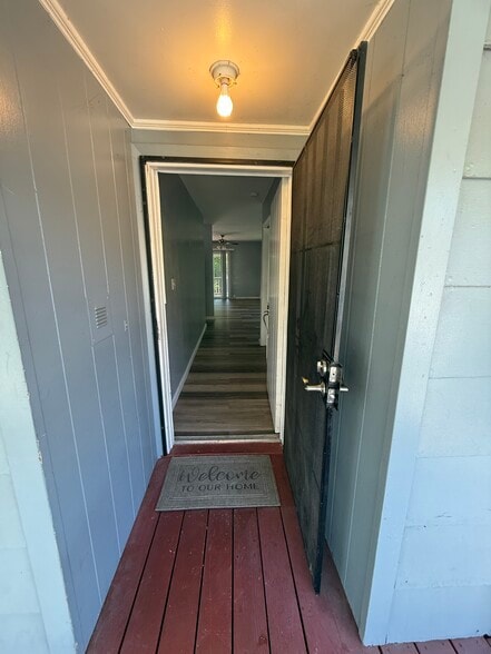 Entrance - 4580 55th St
