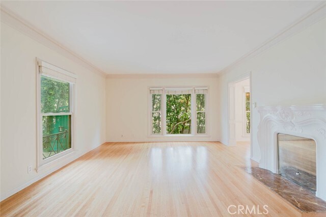 Building Photo - 5962 S San Vicente Blvd