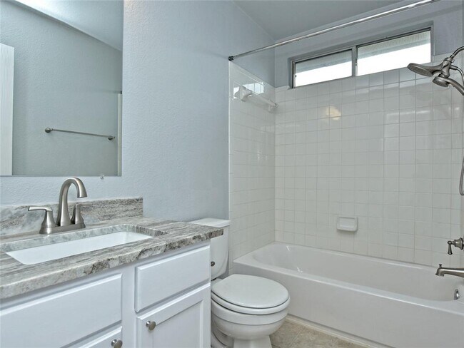 Building Photo - 5204 Krueger Ln