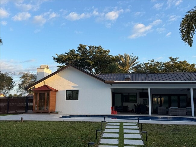 Building Photo - 11300 NW 5th St