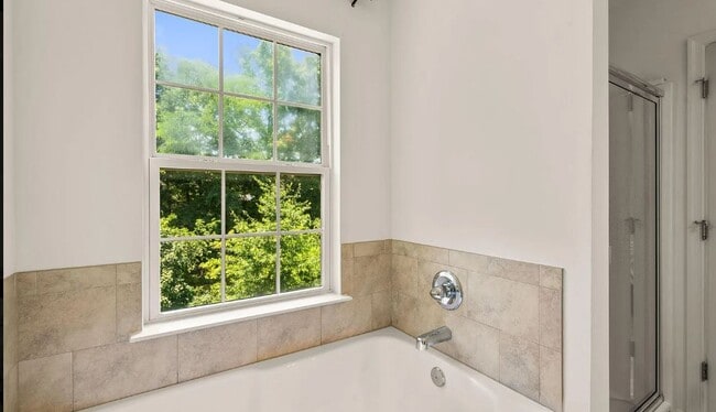 Building Photo - 8059 Gabriels Ct