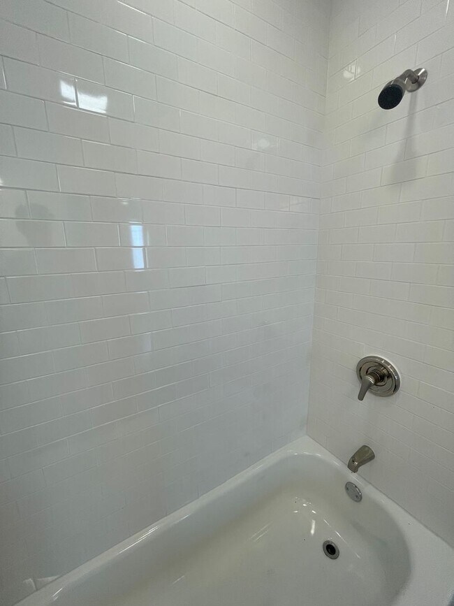 Building Photo - 56 Chambers St