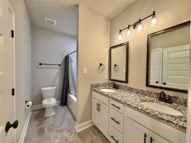 Building Photo - 12804 Hudbug Dr
