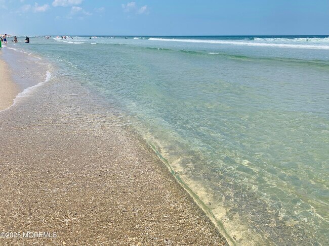 Building Photo - 1 21st Ave