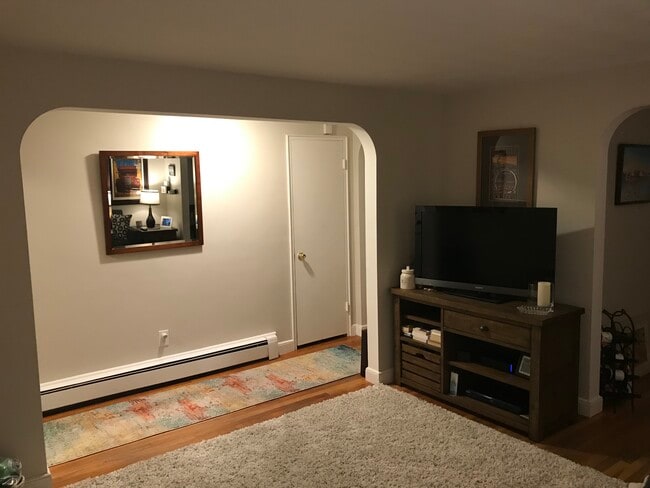 Hallway - 169 Foster St