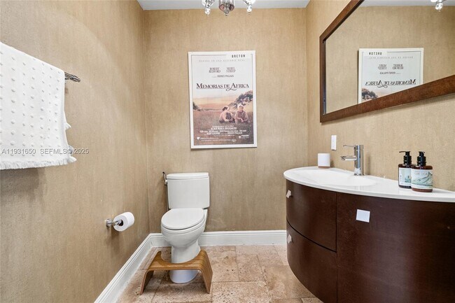 Building Photo - 7360 SW 115th St