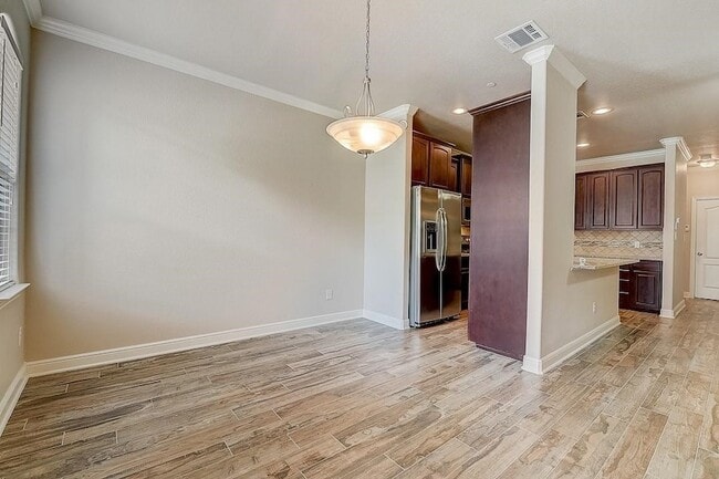 Building Photo - 2518 Adam Ln