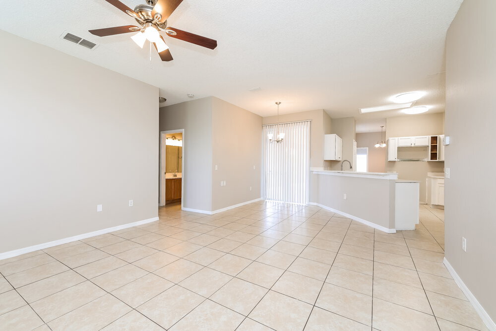 Building Photo - 565 Viceroy Ct