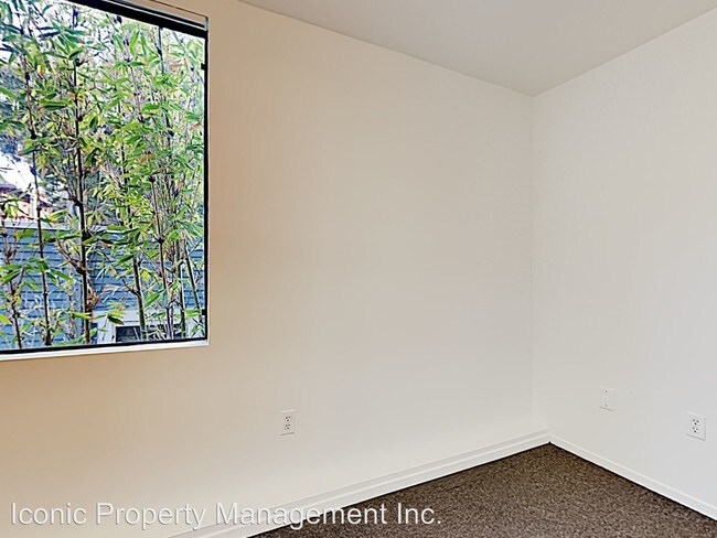 Building Photo - 1945 B St