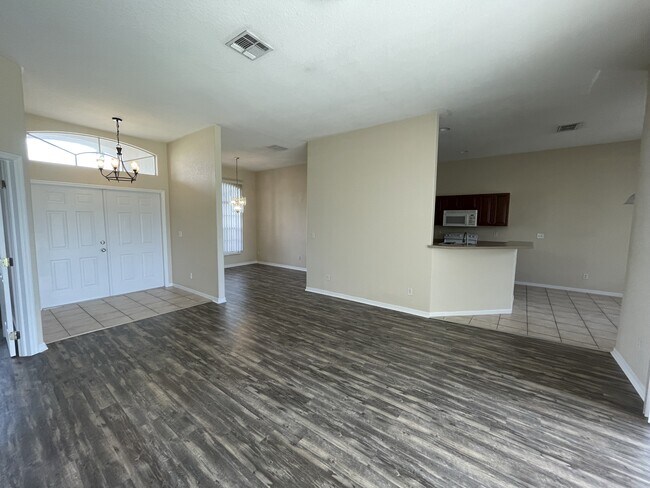Building Photo - 1804 El Dorado Blvd N