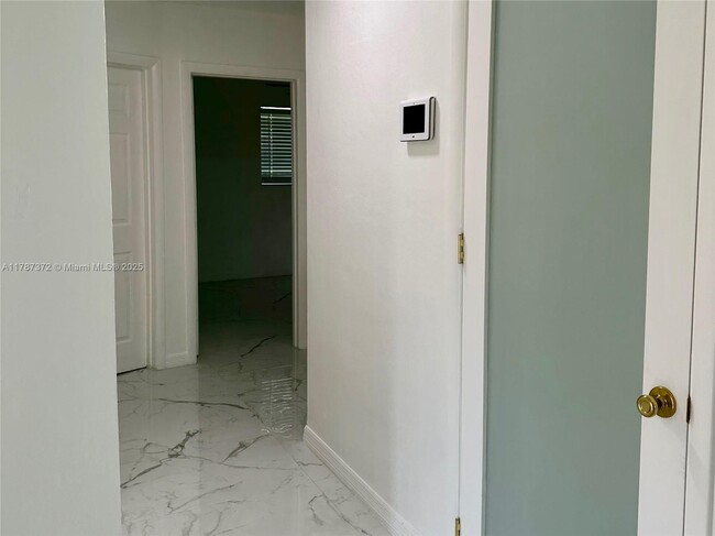 Building Photo - 20701 NW 34th Ct