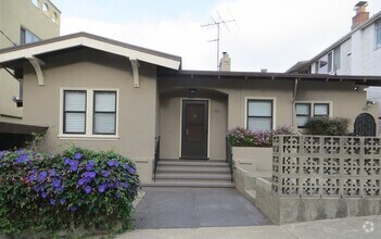 Building Photo - 481-483 Merritt