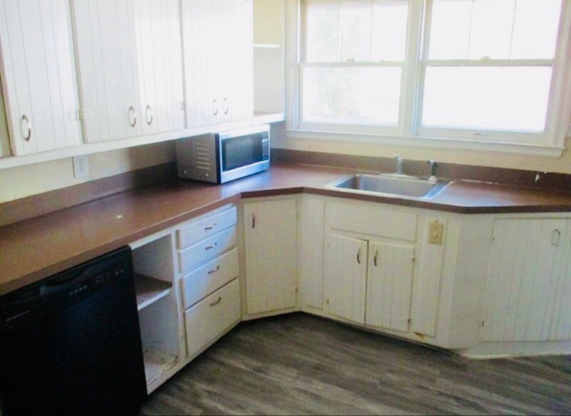 Building Photo - 79 N Layman Ave