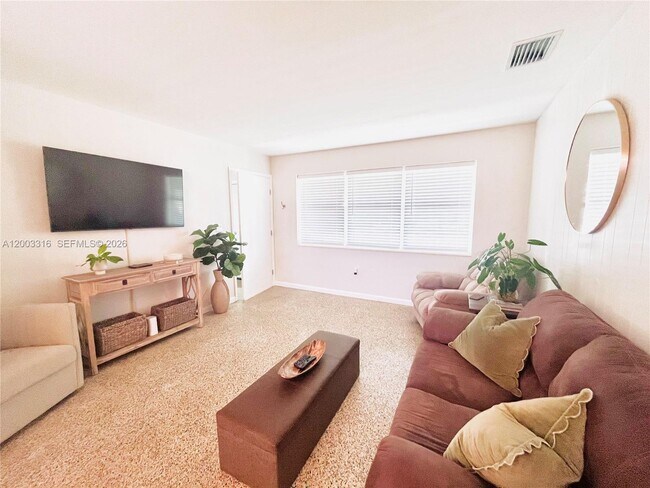 Building Photo - 9840 SW 165th Terrace