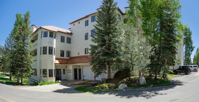 Building Photo - 2755 Waterstone Ln