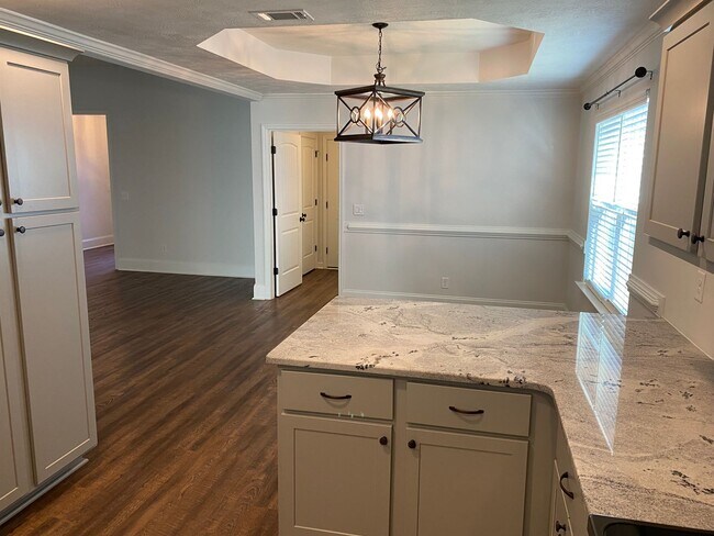 Building Photo - 3632 Kearsley St