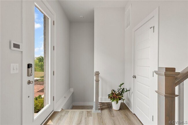 Building Photo - 5326 Old Main St