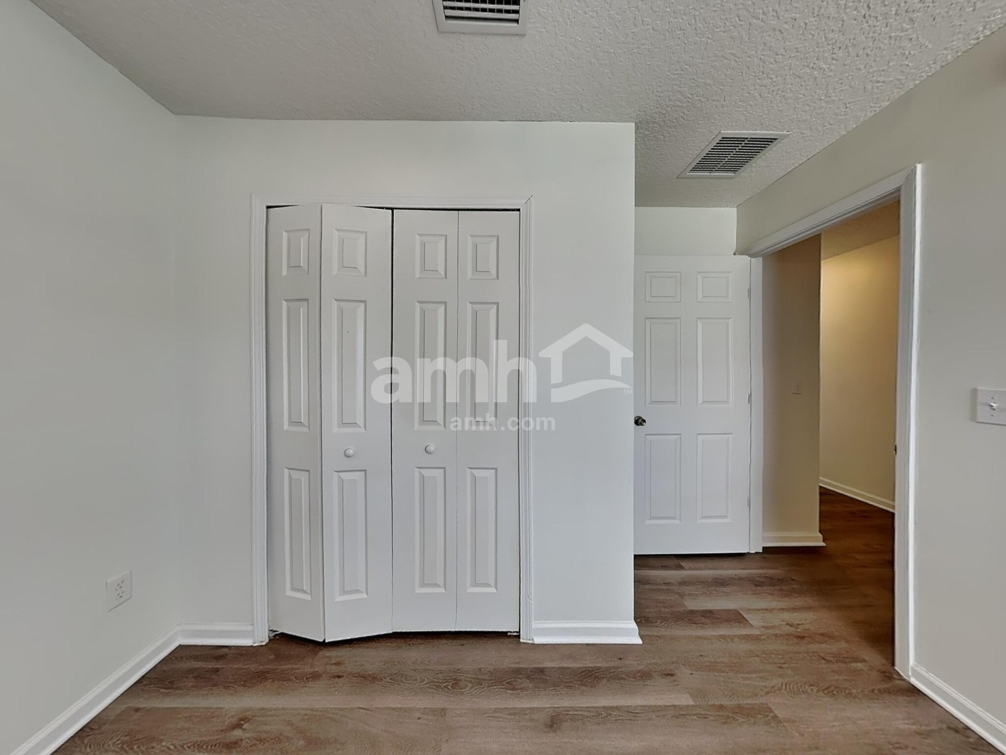 Building Photo - 14070 Eagle Feathers Dr
