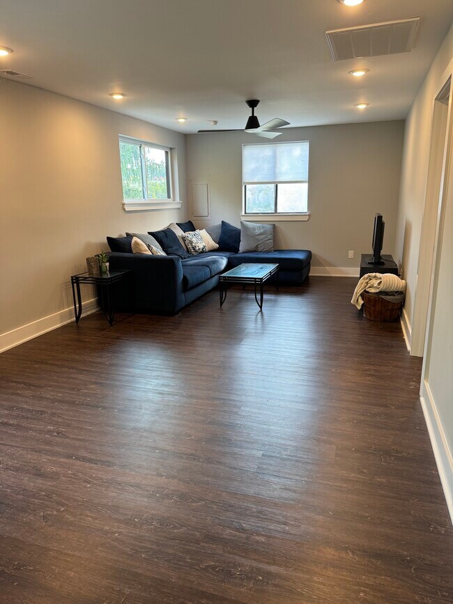 Building Photo - 61 Conchester Rd