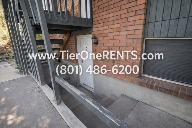 Building Photo - NO DEPOSIT option available for qualified renters with Obligo!