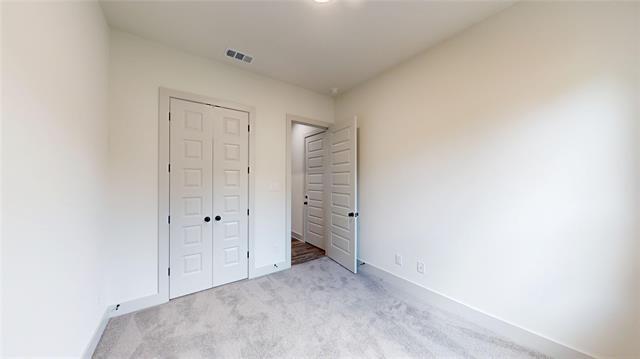 Building Photo - 7215 Thurston Dr