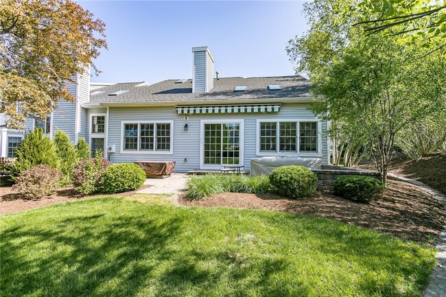 Building Photo - 72 Windward Way