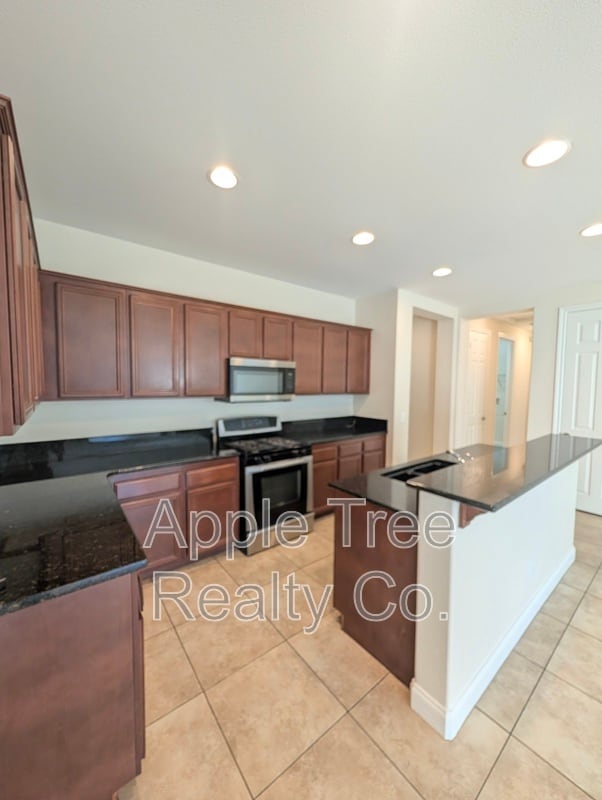 Building Photo - 1349 Edelweiss Dr