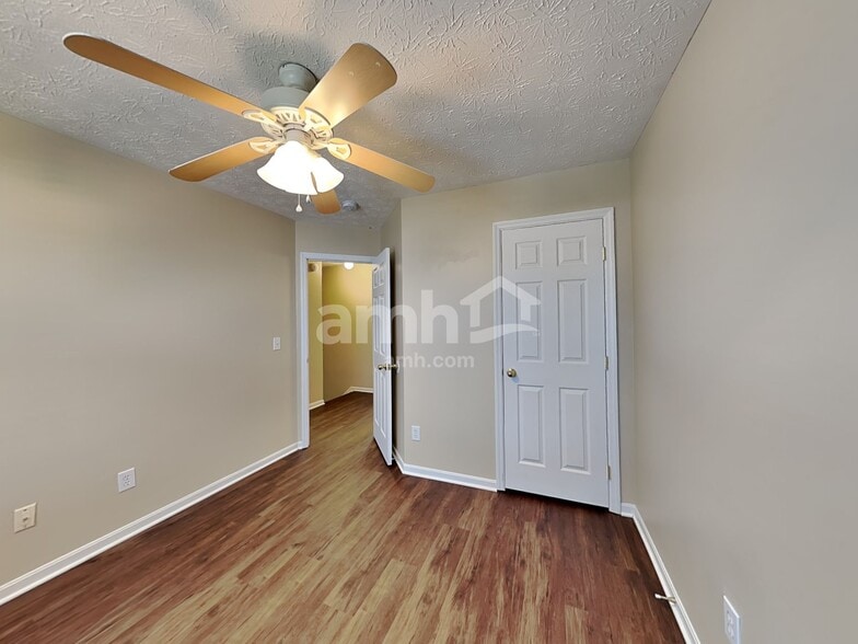 Building Photo - 7451 Holyoke Cir
