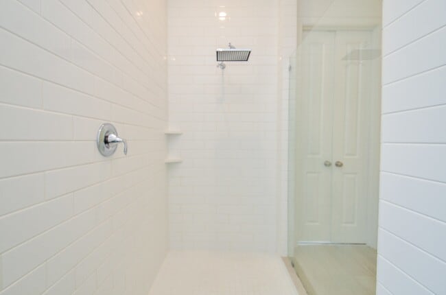 Building Photo - 4827 Avon Ridge Way