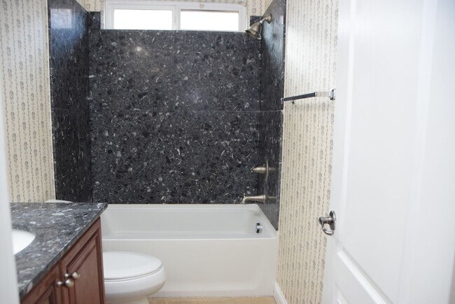 Building Photo - 60 Dark Creek Ave