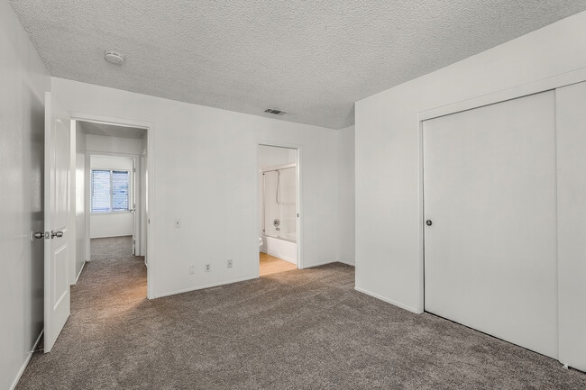 Building Photo - 791 Partridge Cmn