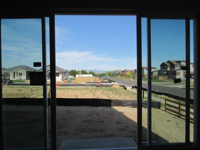 Building Photo - Corner lot home in Highly Desirable Reunion