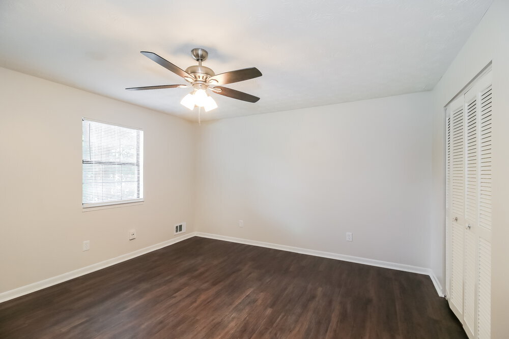 Building Photo - 127 Gristmill Ct