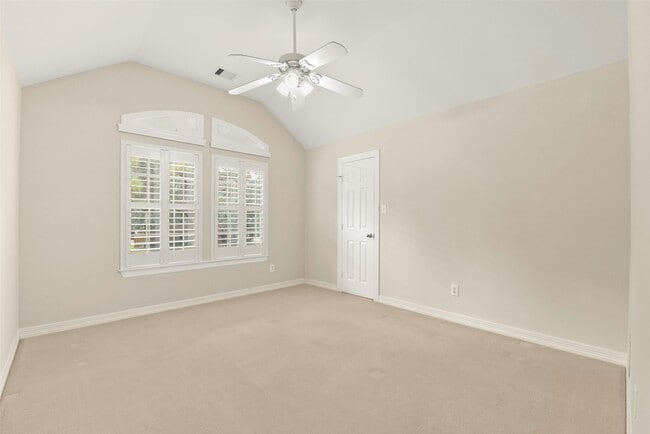 Building Photo - 1915 Lytham Ln