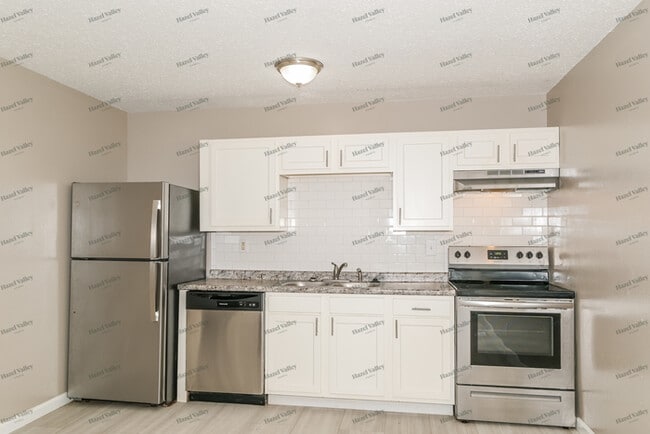 Building Photo - 2465 Stoney End Ct