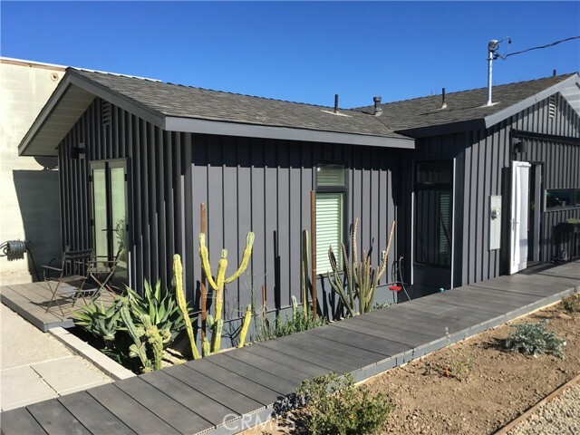 Building Photo - 167 N Ventura Ave