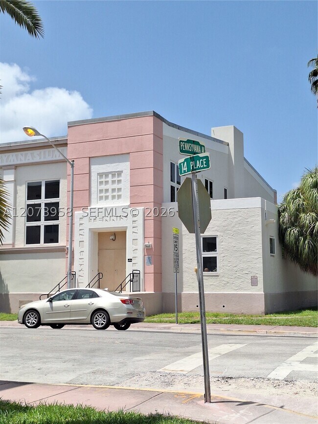 Building Photo - 1420 Pennsylvania Ave