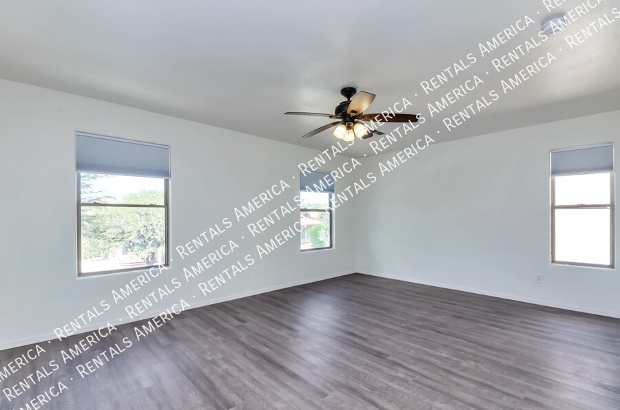 Building Photo - 60191 Verde Vista Ct