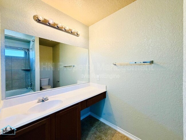 Building Photo - 5630 Sendero Spring