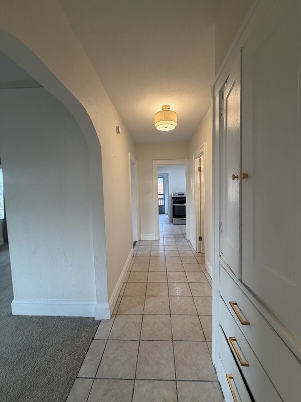Building Photo - 4345 W 48th St